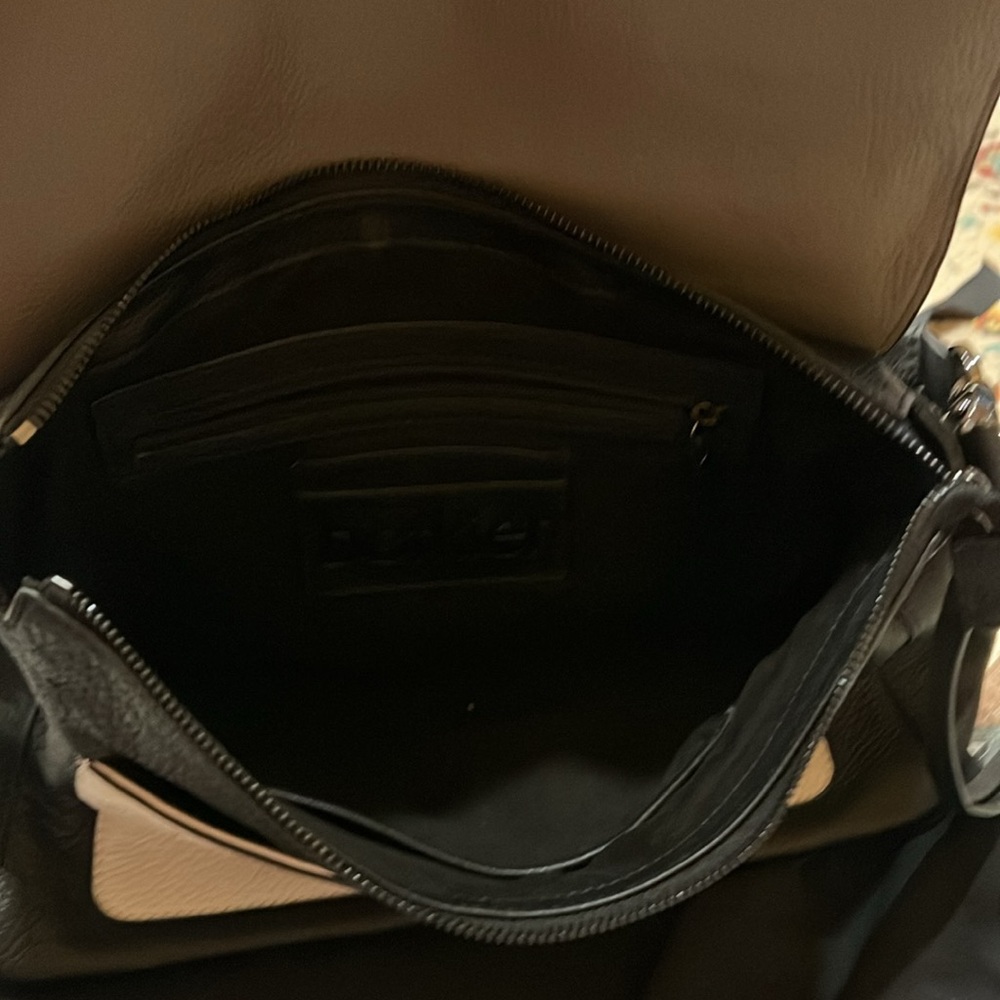 Handbag - Picture 2 of 5